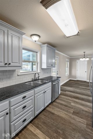 3725 Farmridge Road, Keithville, LA 71047