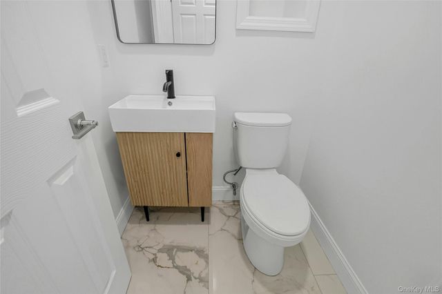 13 Richard Street, Sloatsburg, NY 10974