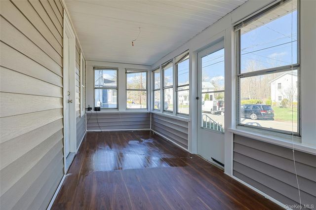 13 Richard Street, Sloatsburg, NY 10974