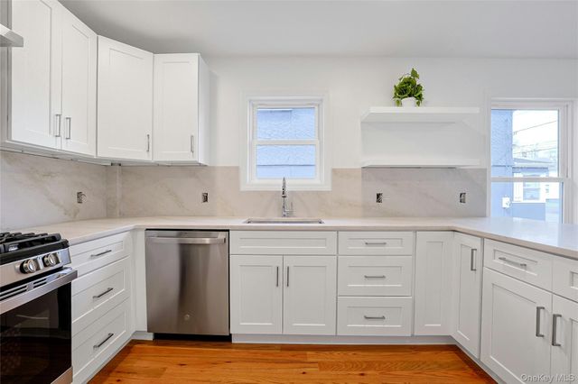 13 Richard Street, Sloatsburg, NY 10974