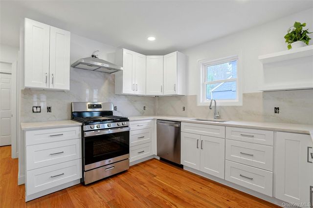 13 Richard Street, Sloatsburg, NY 10974