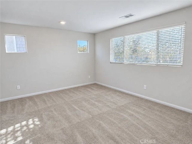15 Gazania, Compton, CA 90221