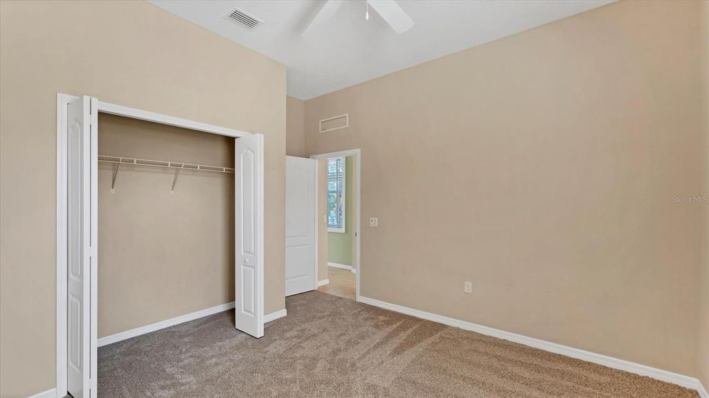 Image 22 of property listing at 6207 46TH COURT E, Bradenton, FL 34203