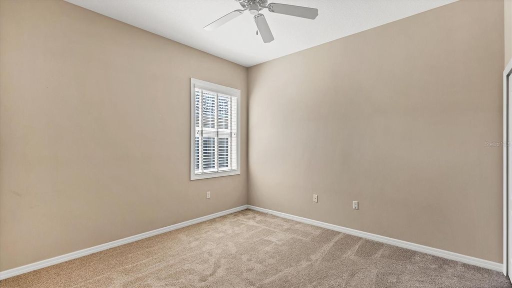 Image 24 of property listing at 6207 46TH COURT E, Bradenton, FL 34203