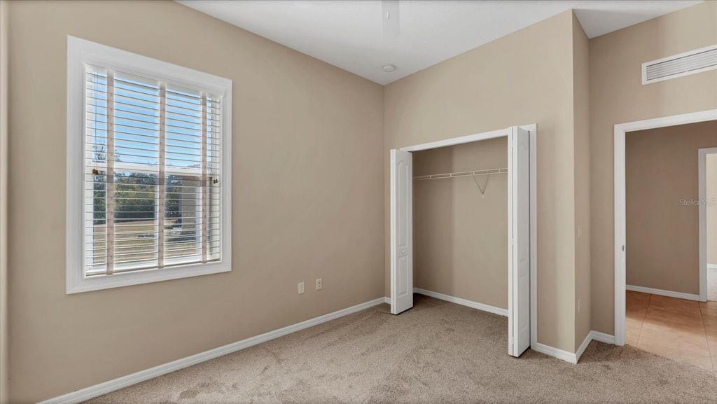 Image 28 of property listing at 6207 46TH COURT E, Bradenton, FL 34203