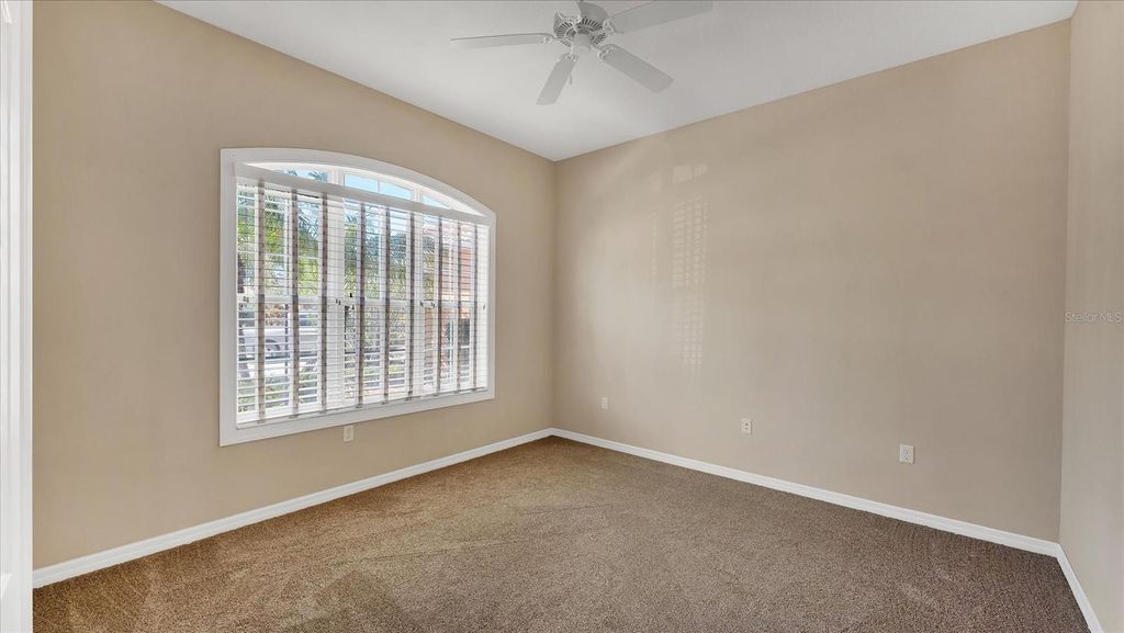 Image 29 of property listing at 6207 46TH COURT E, Bradenton, FL 34203