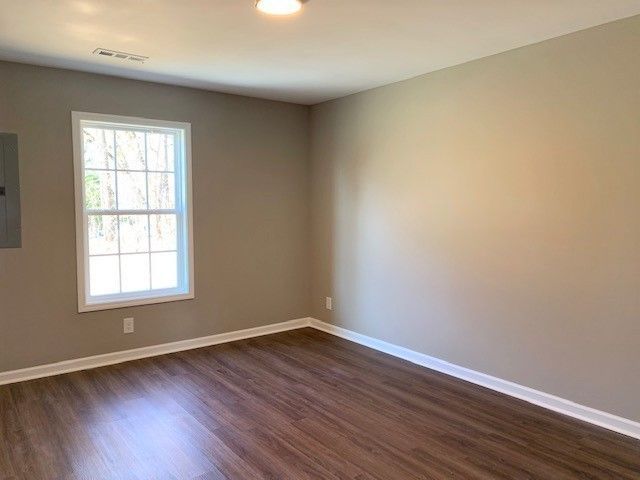 807 Belmont Ave Apt H, Shelbyville, TN 37160