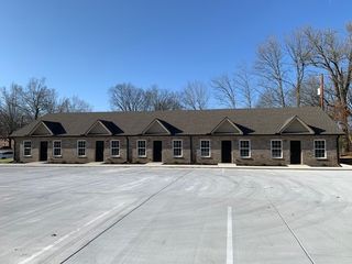 807 Belmont Ave Apt H, Shelbyville, TN 37160