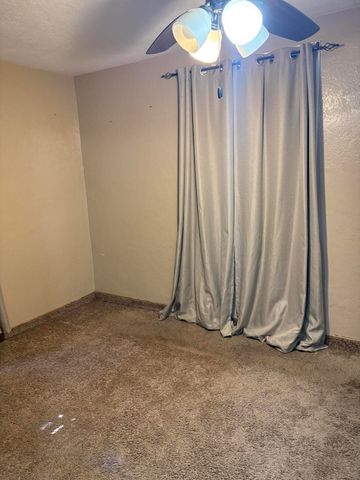 525 W Prine Drive, Tulare, CA 93274