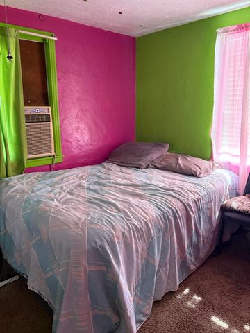 525 W Prine Drive, Tulare, CA 93274