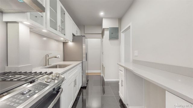 37-28 85th Street 32, Jackson Heights, NY 11372