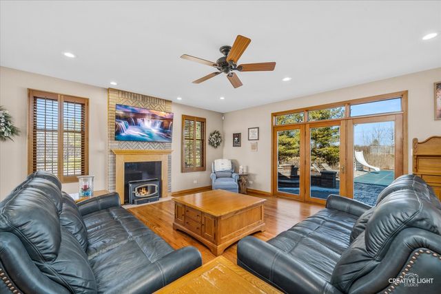 1651 Johnson Road, Oswego, IL 60543