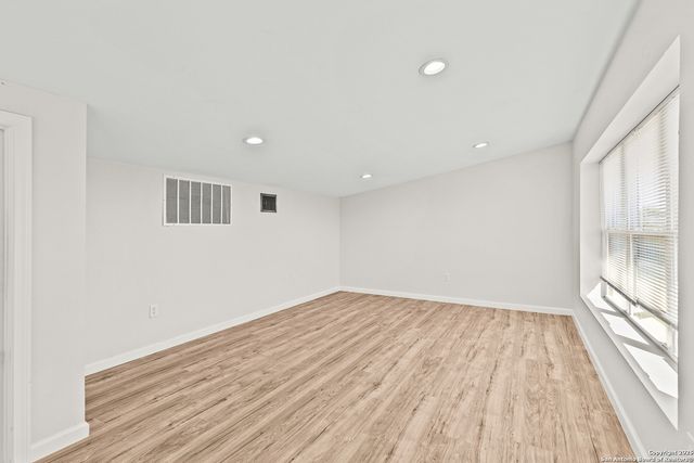 1226 Whispering Hills, Canyon Lake, TX 78133