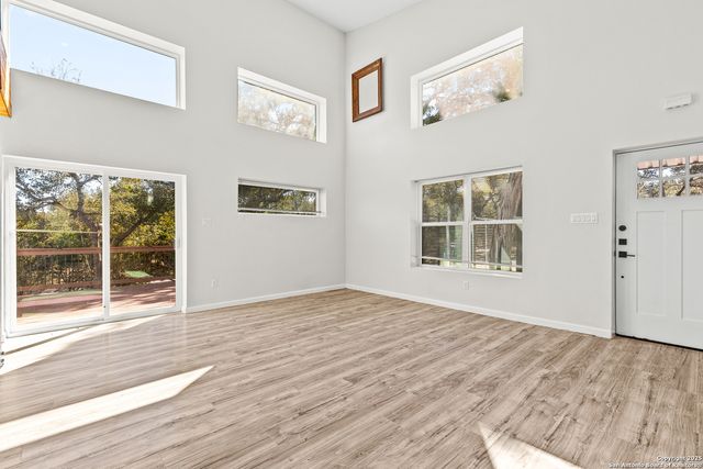 1226 Whispering Hills, Canyon Lake, TX 78133