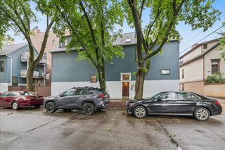 1009 W Wolfram Street 1E, Chicago, IL 60657