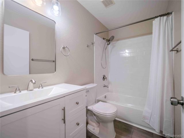 10700 Kimblewyck Cir 214, Northglenn, CO 80233
