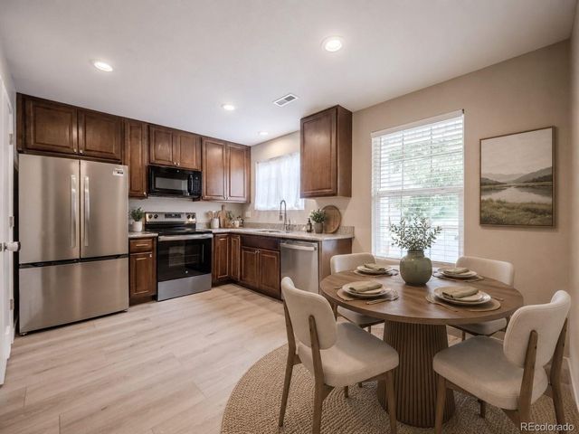 10700 Kimblewyck Cir 214, Northglenn, CO 80233