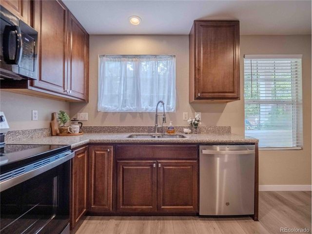 10700 Kimblewyck Cir 214, Northglenn, CO 80233
