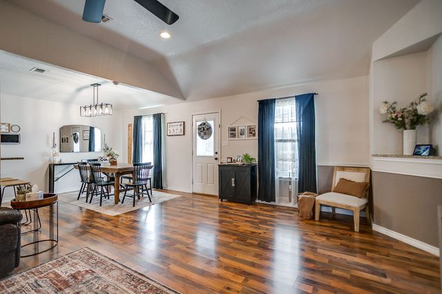 4000 NE 4th Street, Mineral Wells, TX 76067
