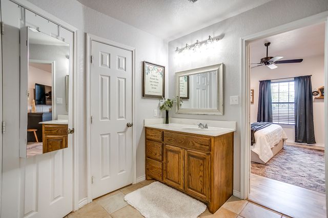 4000 NE 4th Street, Mineral Wells, TX 76067