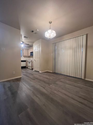 7103 Snowden Crest, San Antonio, TX 78240