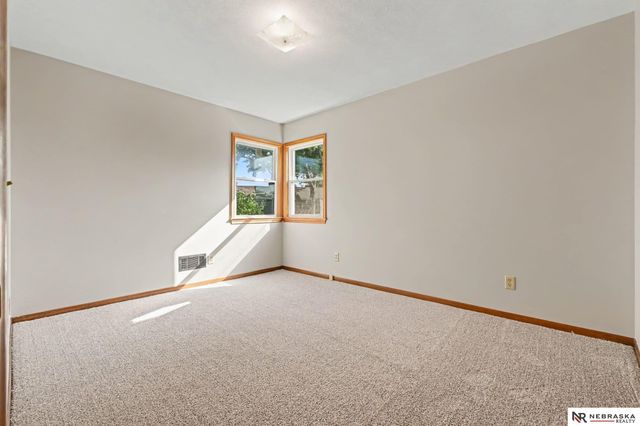 5207 Gertrude Street, Omaha, NE 68157