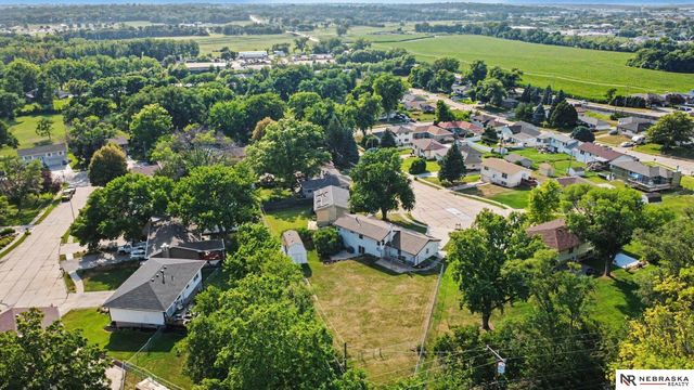 5207 Gertrude Street, Omaha, NE 68157