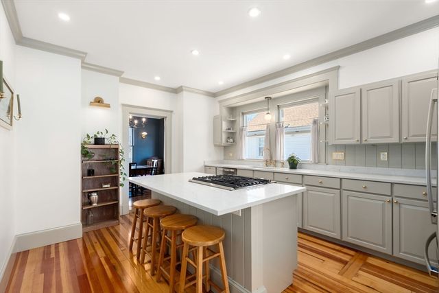 271 Atlantic St, Quincy, MA 02171