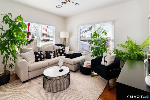 10 Turner Road, Stamford, CT 06905