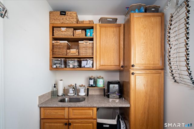 10 Turner Road, Stamford, CT 06905