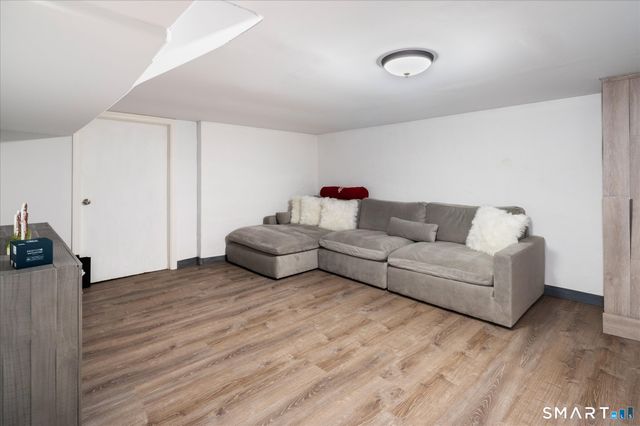 10 Turner Road, Stamford, CT 06905