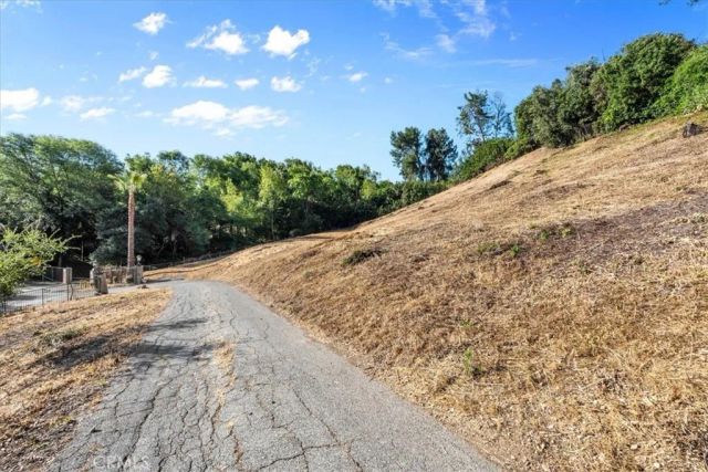 21544 Covina Hills Rd, Covina, CA 91724