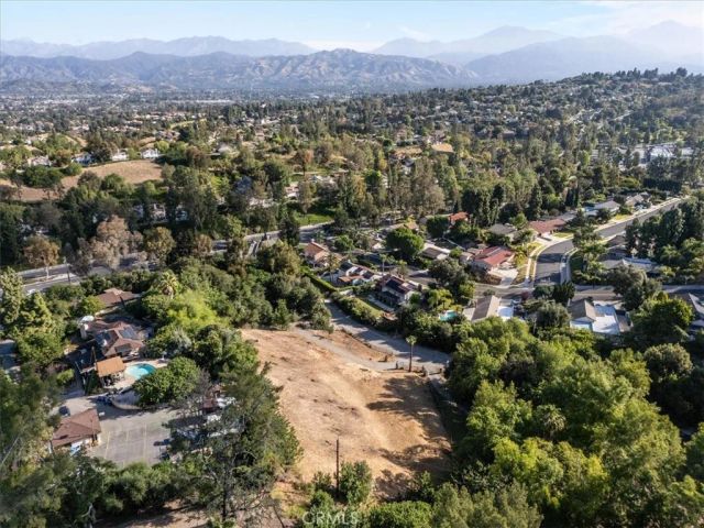 21544 Covina Hills Rd, Covina, CA 91724