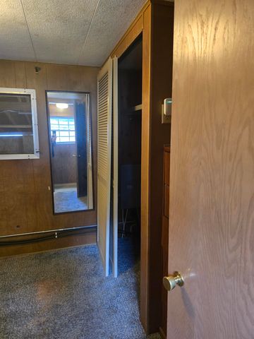 2 Crown Point Dr # A, Charlestown, NH 03603