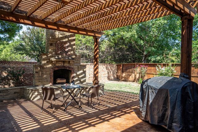 8151 Holliday Road, Lantana, TX 76226
