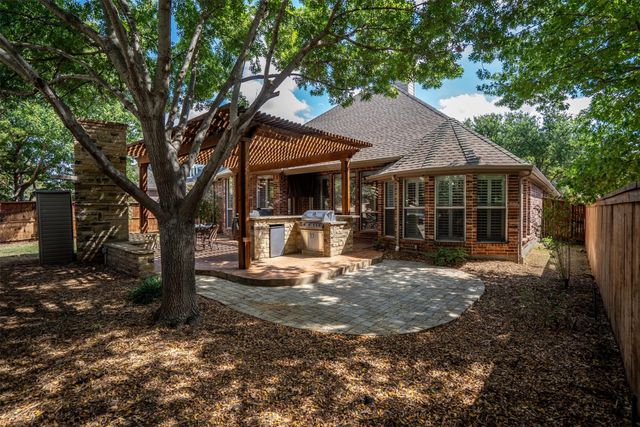 8151 Holliday Road, Lantana, TX 76226