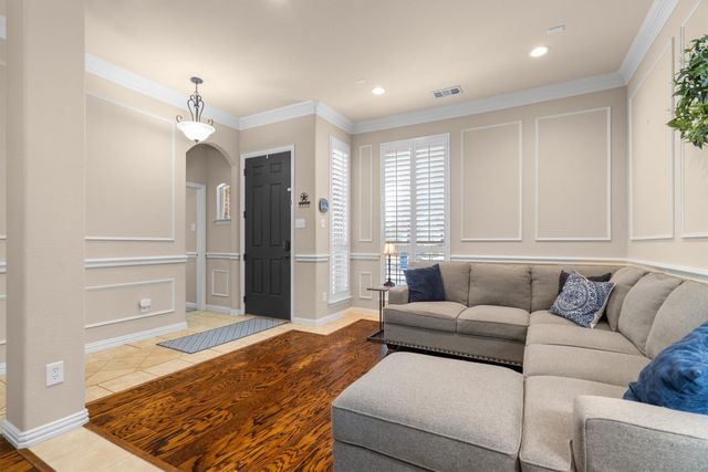 8151 Holliday Road, Lantana, TX 76226