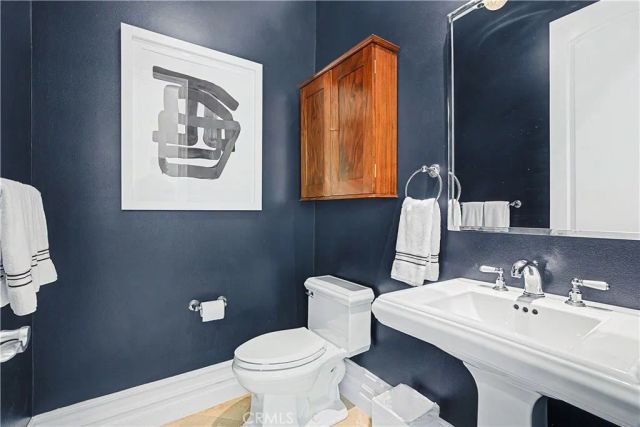 620 35th, Manhattan Beach, CA 90266