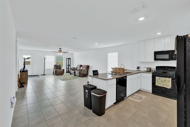 1707 Miracle Way, Crandall, TX 75114
