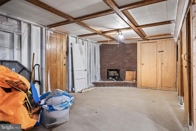 10 LACLEDE DR, Burlington, NJ 08016