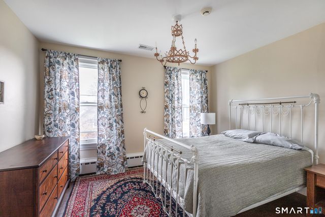 67 North Main Street, Kent, CT 06757