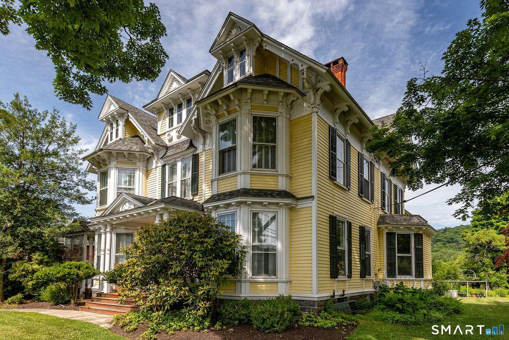 67 North Main Street, Kent, CT 06757