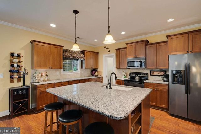 2103 Whitlow View Drive, Bishop, GA 30621