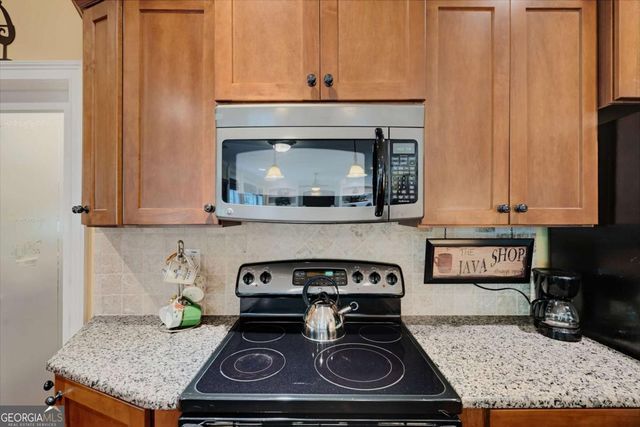 2103 Whitlow View Drive, Bishop, GA 30621