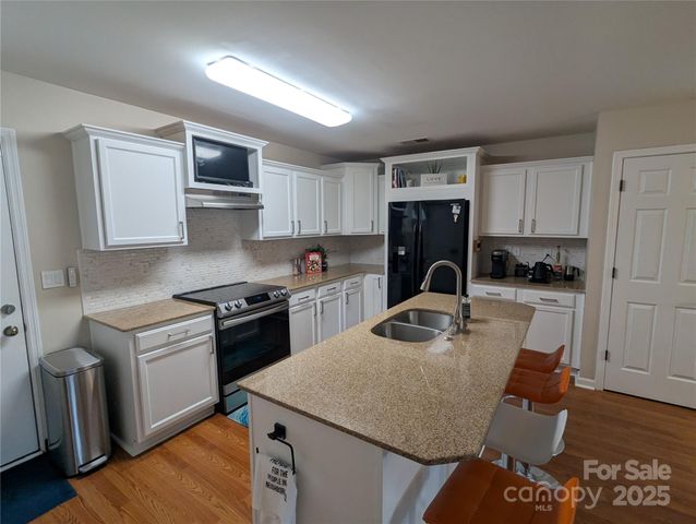 500 Landis Oak Way, Landis, NC 28088