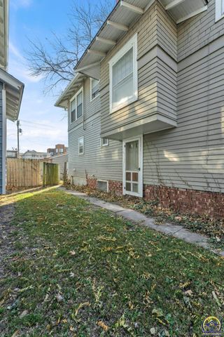916 SW Polk ST, Topeka, KS 66612