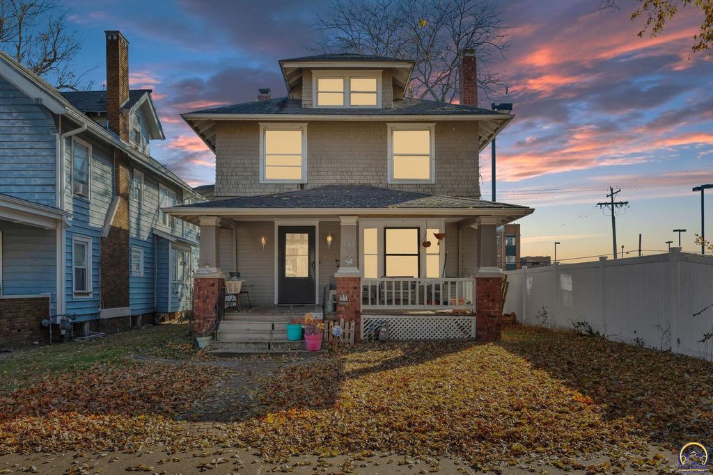 916 SW Polk ST, Topeka, KS 66612