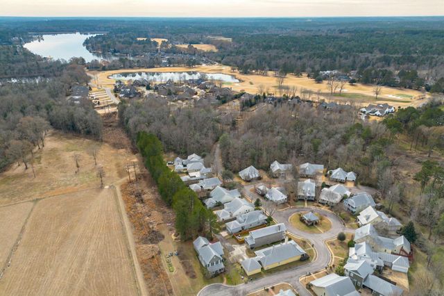 33 Robin's Nest, Hattiesburg, MS 39402
