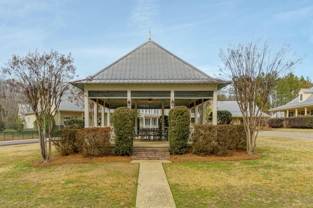 33 Robin's Nest, Hattiesburg, MS 39402