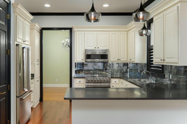 33 Robin's Nest, Hattiesburg, MS 39402